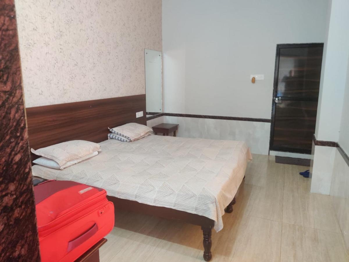 Отель Goyal Bhawan Khatu Экстерьер фото